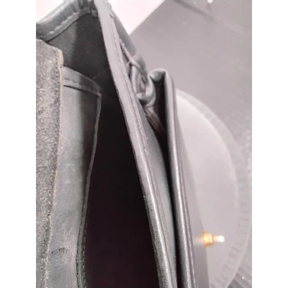 Vintage Leaather Crossbody bag